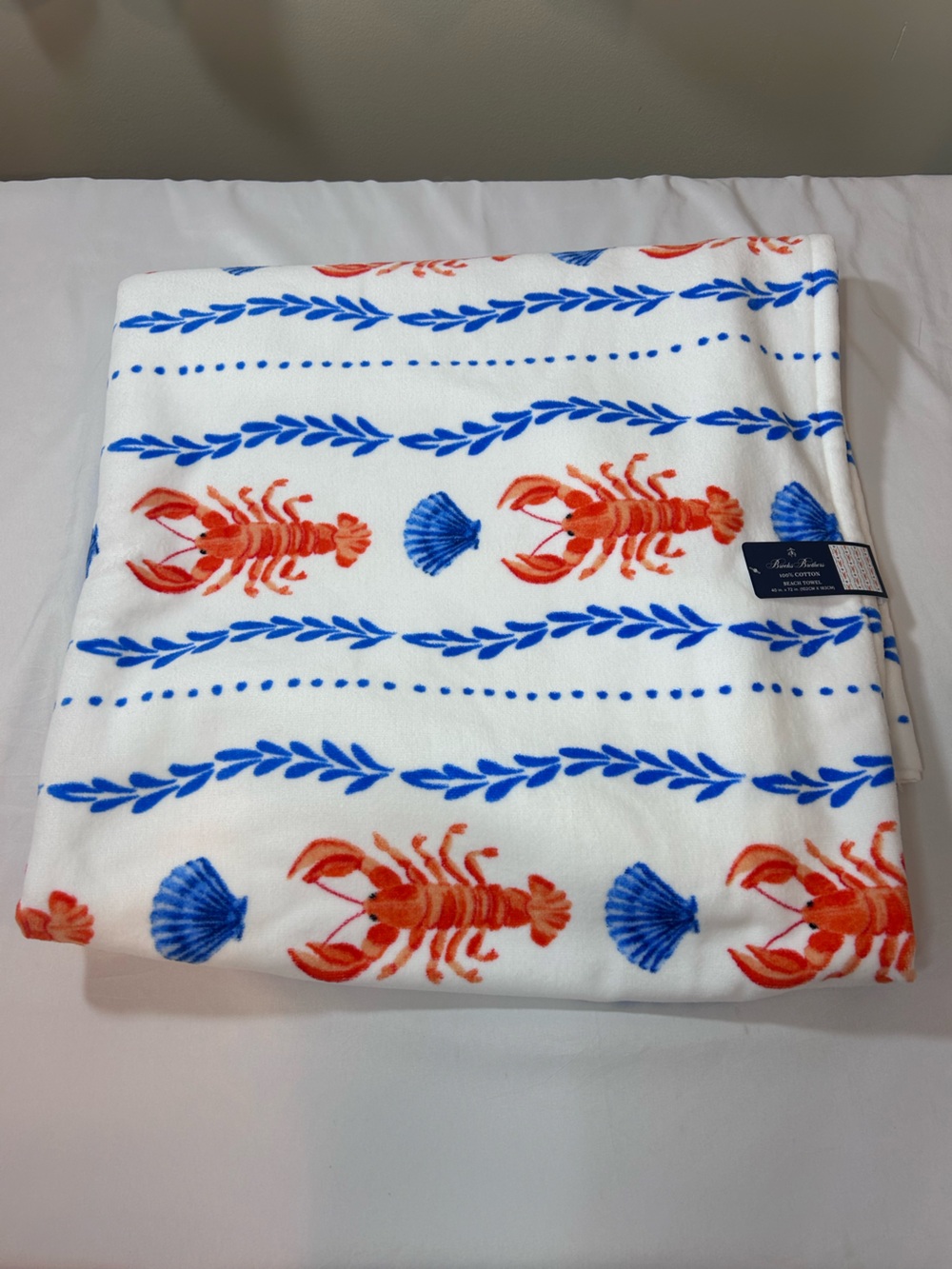 NWT Brooks Brothers Oversized Beach Towel Lobster Print 100% cotton 40x72